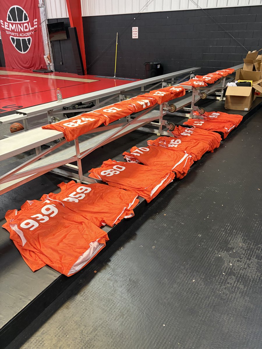 Mattlas83's tweet photo. Getting ready here at the Prep Hoops Expo at Seminole Sports Academy https://t.co/T698DiIHNy