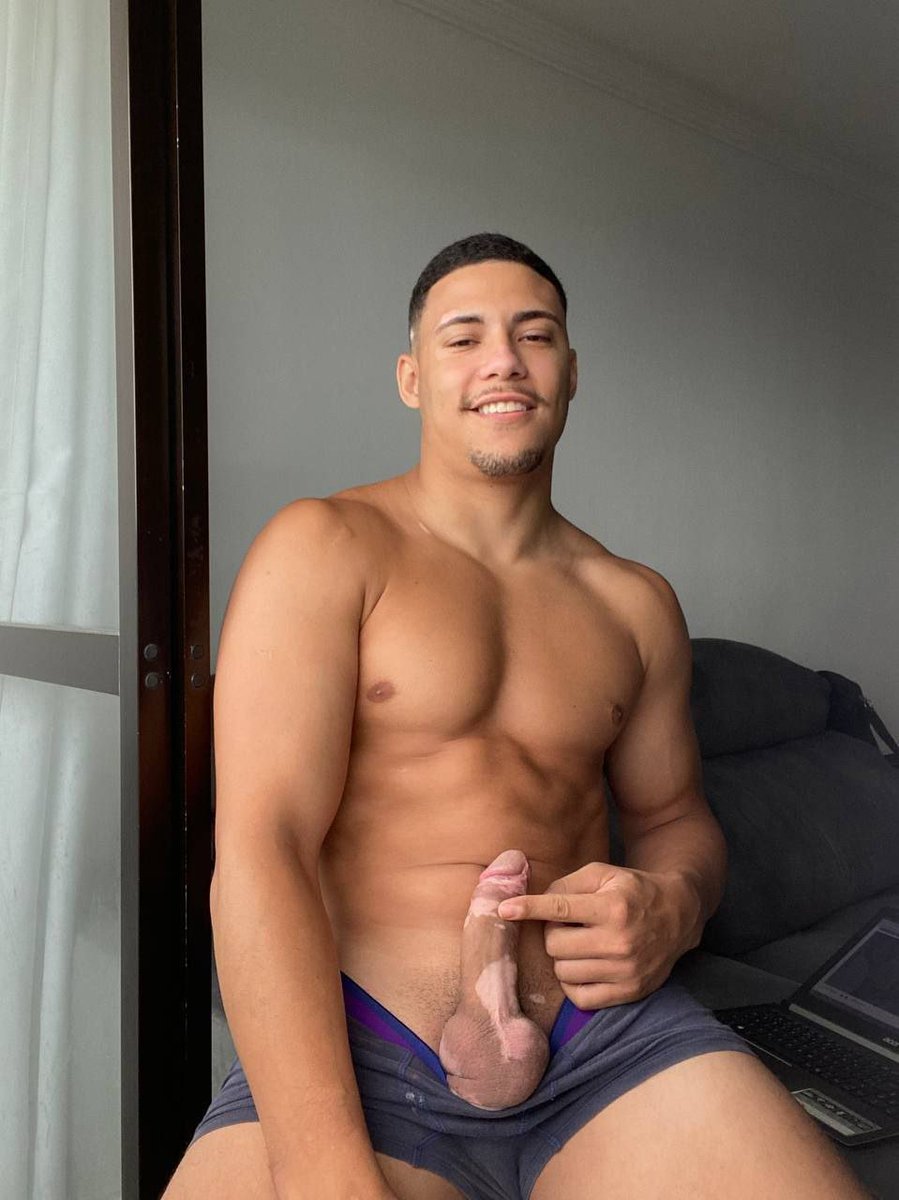 _nhenheteiro's tweet photo. Vazados do Marcus Benfica 🥵🥵
#Vazados #Punheta #PINTOSAWARDS #Nudes #TrocoNudes #Goon #Putinho #Gooner #Roludo #Puto #Macho #Gozada #PINTOSAWARD https://t.co/hb2ceYagTt