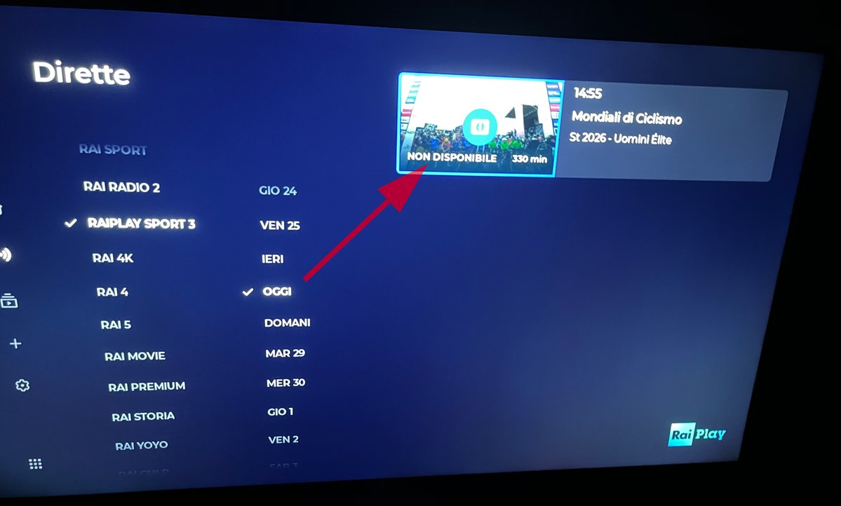 NozzeOro's tweet photo. @tancredipalmeri La parte migliore è questa: anche dando retta ai telecronisti "passiamo su RaiPlay 3", che non è vero, al limite RaiPlay Sport 3, non c'è alcuna diretta adesso!!! #RaiSport https://t.co/7pqNfEuLi6
