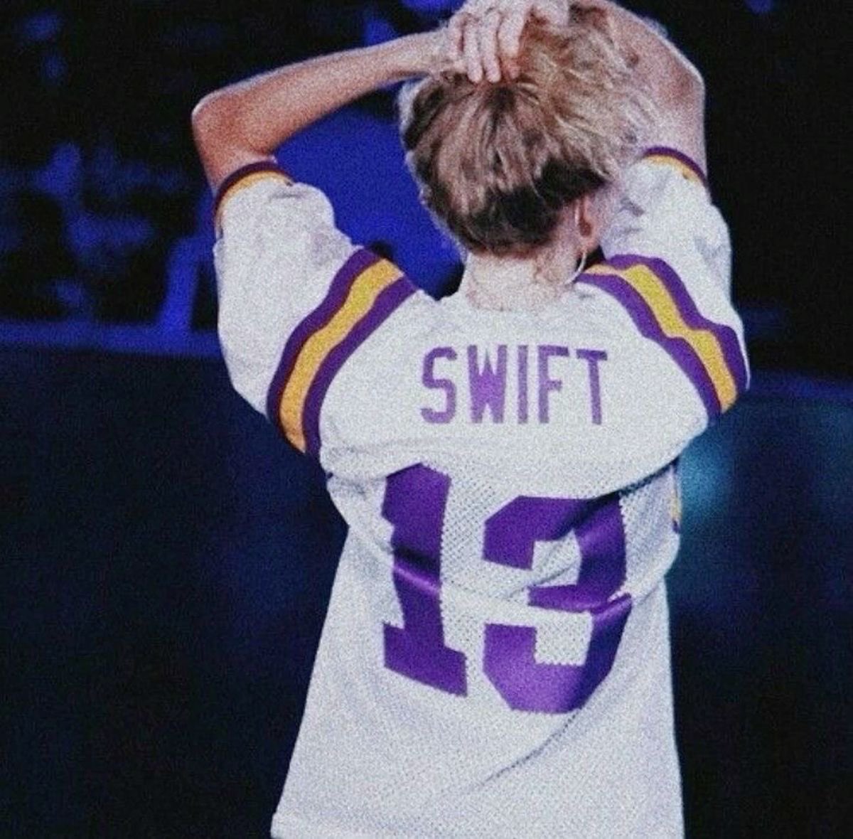 mbpp7_'s tweet photo. Thread🧵 de Ferran Torres as Taylor Swift https://t.co/beVutUwF9r