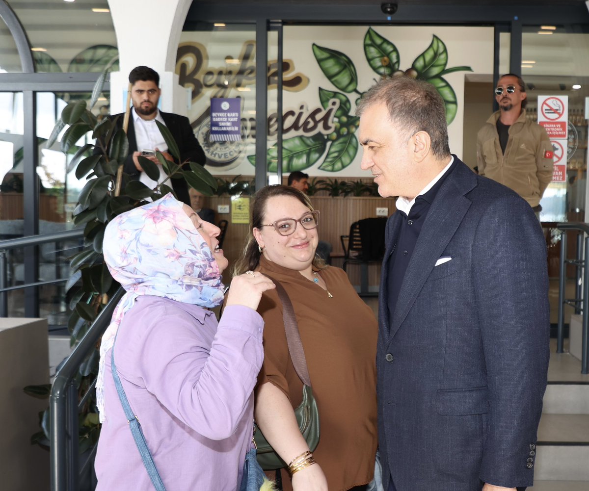 omerrcelik's tweet photo. #Beykoz Kahvecisi’nde vatandaşlarımızla sohbet ettik. https://t.co/EQwKXzjK6P