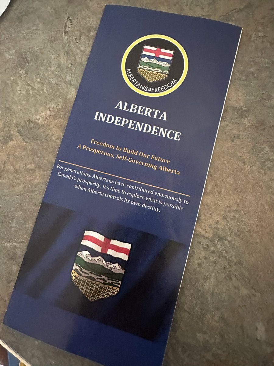 BRBusby's tweet photo. In my mailbox. No thank you. 👎👎

This Albertan is a proud Canadian. 🇨🇦 https://t.co/oWFzVeqsoi
