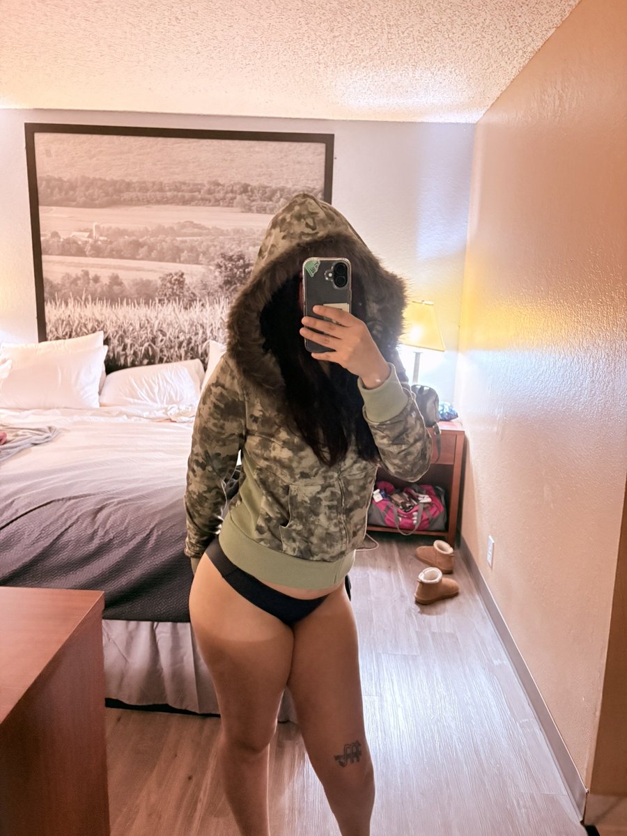 MODmodelss tweet picture