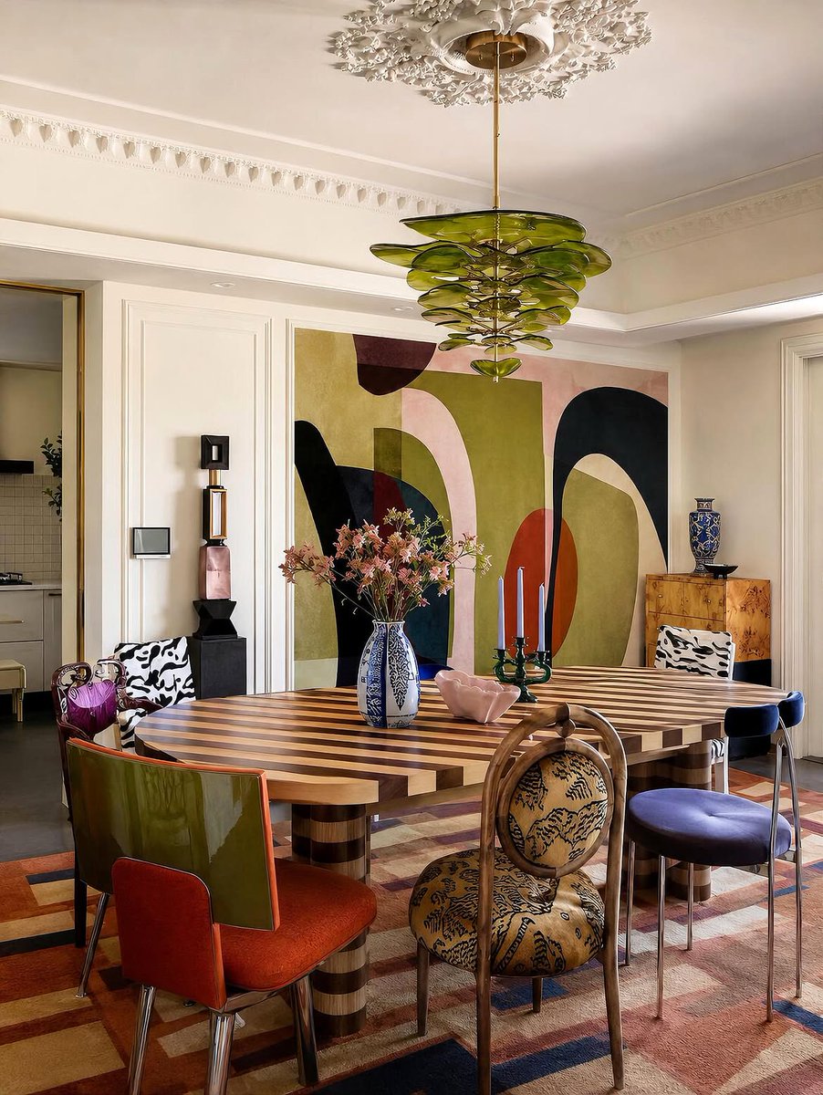 aurearch's tweet photo. A home full of color, art, and personality. https://t.co/ittVyTXGzb