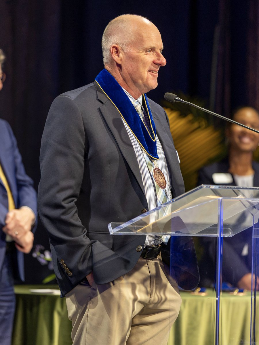 DukeWGOLF's tweet photo. Big honors, big moments 🏅

Congrats to Coach Brooks on receiving Duke’s highest honor, the 2026 University Medal for Distinguished Meritorious Service, and then taking the field as honorary captain for the Duke football game against William &amp; Mary! 🏈 https://t.co/xpdGlnrmmM