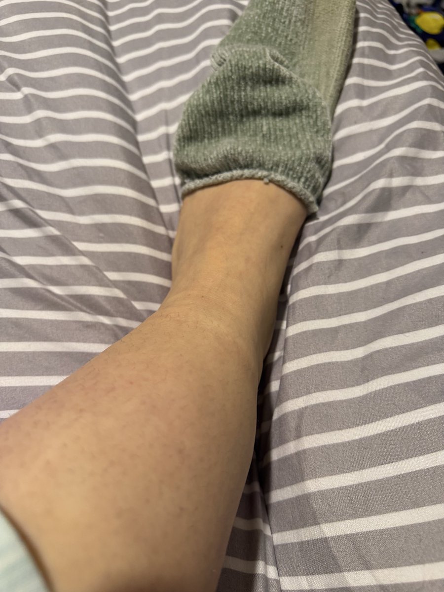 cosmic_muse12's tweet photo. Winter vibes thick socks https://t.co/1kDLmpjT1I