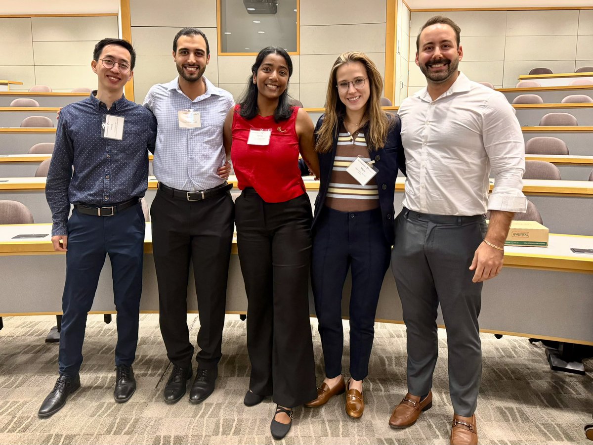 PokalkarApeksha's tweet photo. Wrapped up @VUMChealth Annual Focus on Common Movement Disorders course. 
DBS programming, neurotoxin injection, video case studies &amp; pump workshops with @MichaelOkun, Dr. Charles, Dr. Davis &amp; Dr. Hassell were all so intriguing. Learnt alot &amp; grateful to @UKYNeurology @GuduruZain https://t.co/9K8lgmRofF