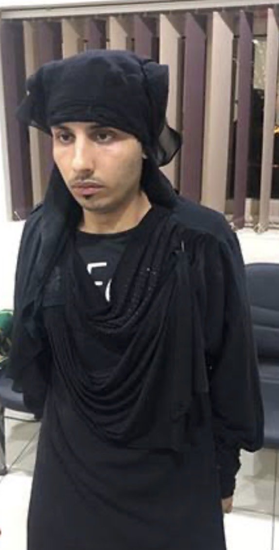 cerlixw's tweet photo. #٢٠٣٠_بلا_نقاب #no_more_niqab #الوجه_هويه_الانسان #humanity 
(النقاب مايخفي الهويه) 
صور ل مجرمين تم القبض عليهم بعد افعالهم الشنيعه وكانوا يستخدمون النقاب للتخفي 
الوجه هو هويتك إلغاء النقاب وحظره مهم ل مجتمعنا https://t.co/4mSafpFBAs