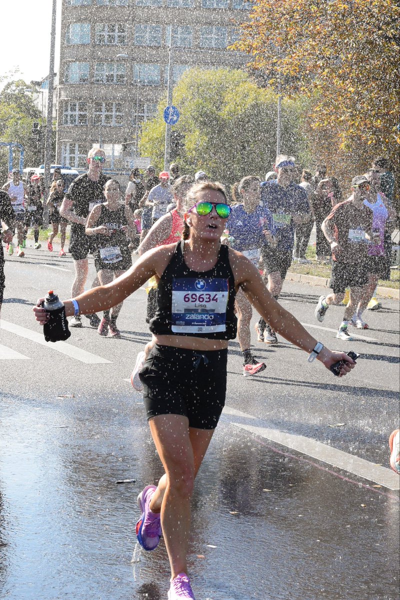 Ali__Sepehri's tweet photo. چندتا از دونده‌ها
#برلین #ماراتن #ماراتن_برلین
#berlin #marathon #bmwmarathon https://t.co/b1f8miWQlm