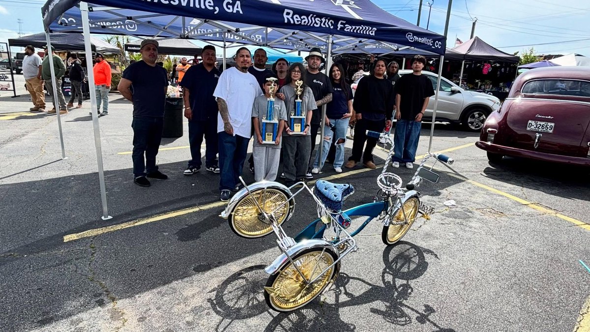 averywrightz6sp's tweet photo. @realistic_cc just a few photos from the Traviesos 3rd Annual Car Show. https://t.co/u9dmj8esVk