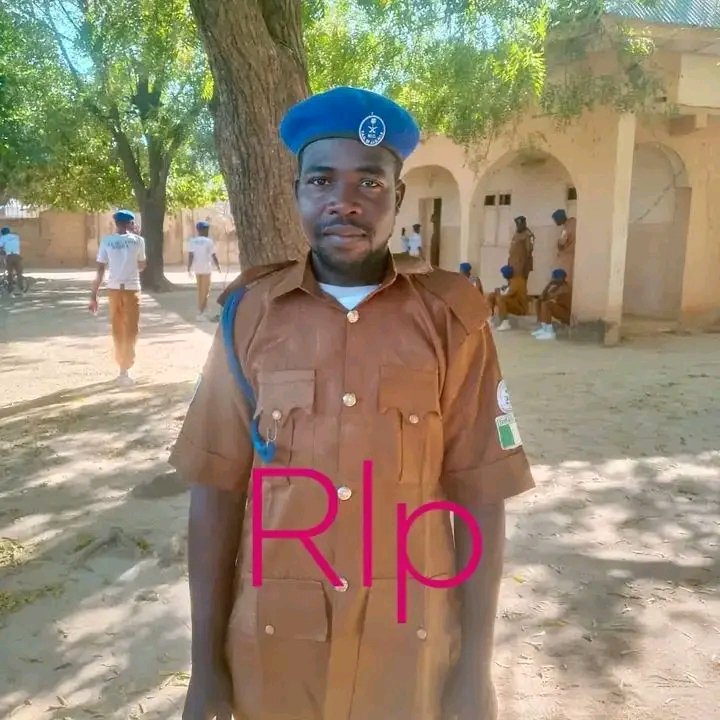 secmxx's tweet photo. Bandits have kidnapped 50 women in Yargada magami, burnt 6 cars and killed a jibwis personnel today... The bandits operated for 4hrs inside the town, they broke shops and stole goods... RIP 🕊️ Allah ya jikansa da rahama... Magami axis, Zamfara state https://t.co/sCNQcI5Ebx