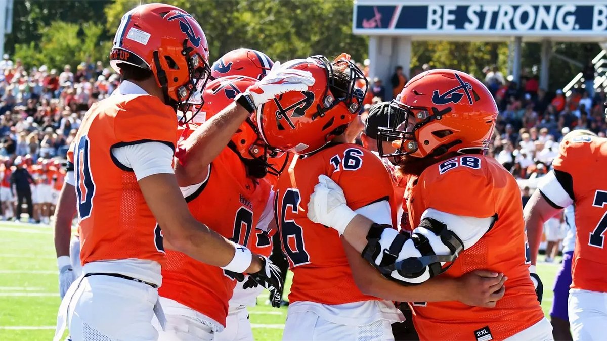 d3football's tweet photo. The new Top 25 is out! Hope breaks into the Top 15, plus where do CNU and Susquehanna fall? Check it out at ... https://t.co/GFed6fT7wB https://t.co/61c9DMQw40