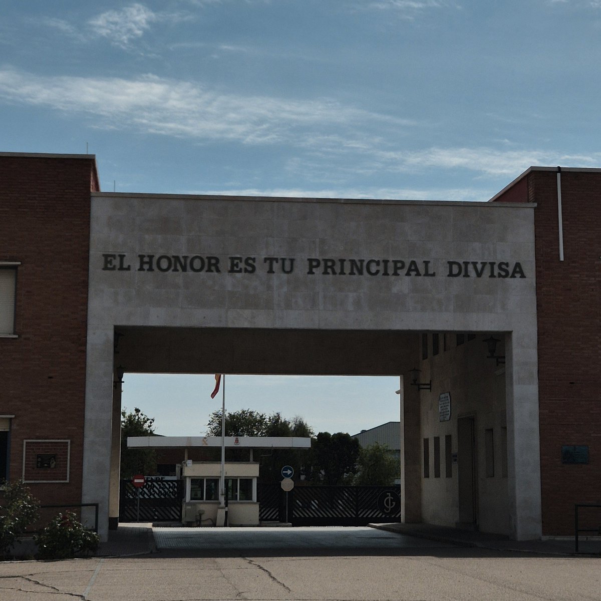 RedPanda_GC's tweet photo. #174aspirantes | Mañana comienzan las pruebas físicas de los aspirantes al Colegio de Guardias Jóvenes #CGJ Mucha suerte a todos, el trabajo ya está hecho 💪 https://t.co/UTTkx2Ay4s
