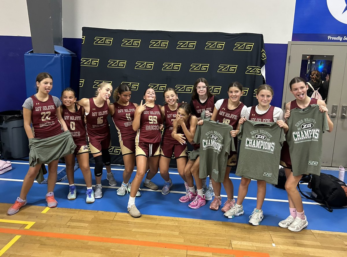 MTEliteDucks's tweet photo. MTE Ducks 7th grade Coral completes the undefeated championship @zg_newengland September Showdown w/ 21-20 win over MCW Starz in an epic battle by both teams! Coral used incredible effort & tenacity to earn the win! #MTEDFamily #EarnedIt #CraftyCoral #OutworkEveryone #DefenseWins https://t.co/71l3Q6FGnx