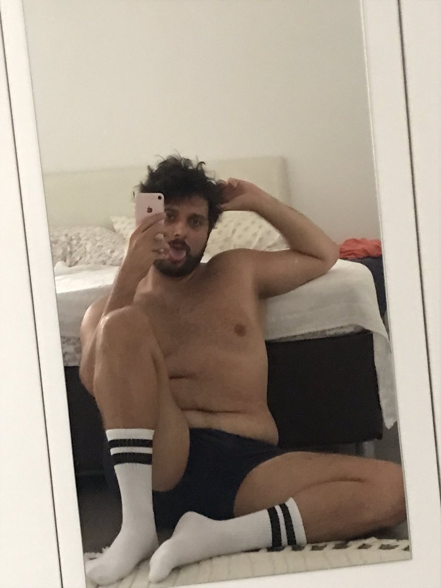 TurkishBearr's tweet photo. Feeling horny and gooney https://t.co/ElecPqeX50
