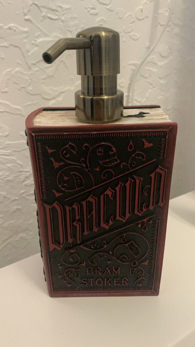 MichelleNReed's tweet photo. Obsessed with my new Dracula soap dispenser 🦇 https://t.co/QTy0NEyFK0