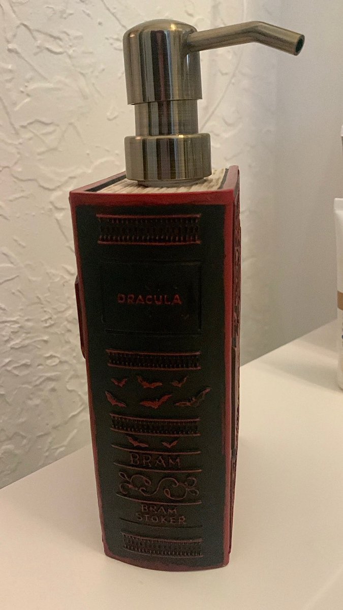 MichelleNReed's tweet photo. Obsessed with my new Dracula soap dispenser 🦇 https://t.co/QTy0NEyFK0