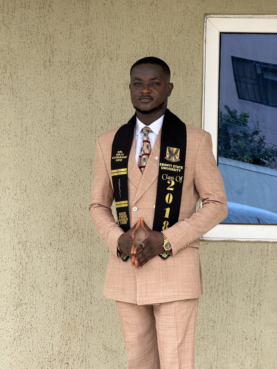chimaobijared's tweet photo. Mbbs acquired🩺🩺
After 8 years officially a doctor 
With distinction,God did https://t.co/b3ZQTKHFC5
