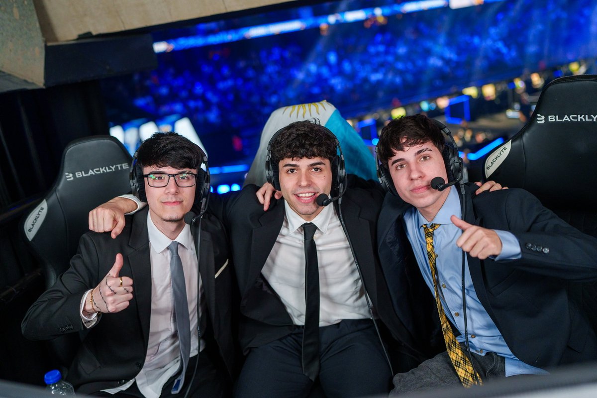 gorilonfn's tweet photo. Uno de los mejores mundiales de mi vida, muy contento de vivirlo con mis amigos y con todos ustedes que lo hacen posible. 

Simplemente gracias, @FNCompetitive. ❤️ https://t.co/nsmc32AD4h