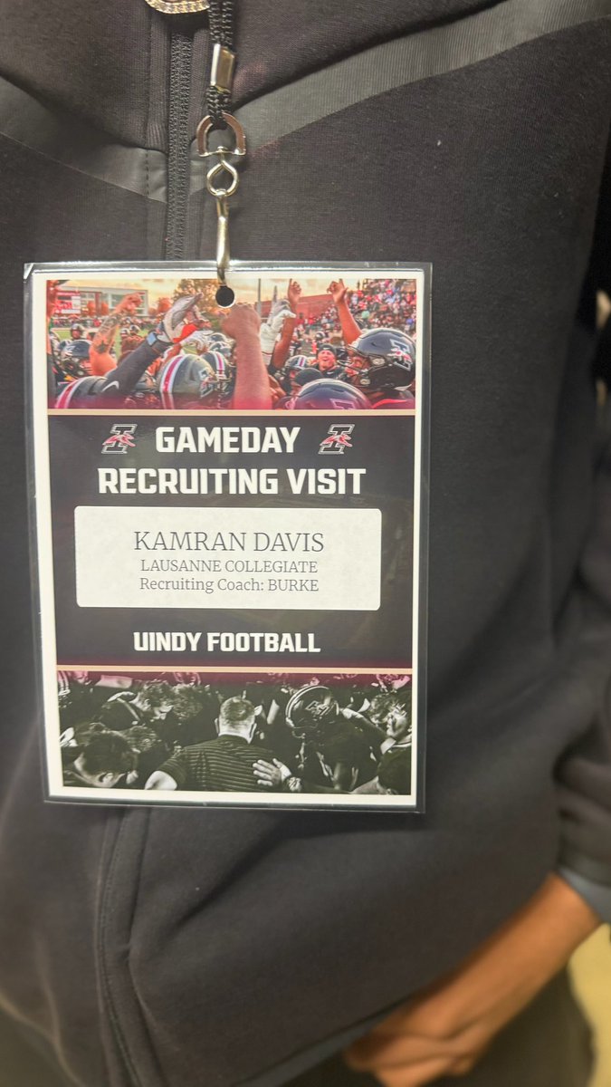 Kam_Davis27's tweet photo. Had a great trip up to Indy yesterday! Thank you @coachburke89 for the game day invite. Glad to see my old teammates/brothers living their dreams of playing college football

@KeeversChris @MarteriusB @skystaten55 @CSmithScout @LausanneFB @UIndyFB @noy_garrett https://t.co/62ojuJzTuM