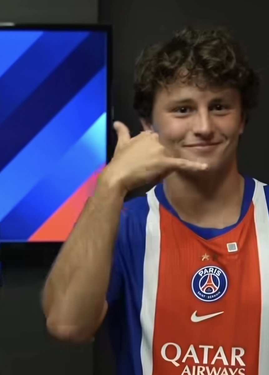 aurrorallight's tweet photo. Joao imitating dembele celebration im chocking on this little pie🥺🥺 https://t.co/qUEb8difh5
