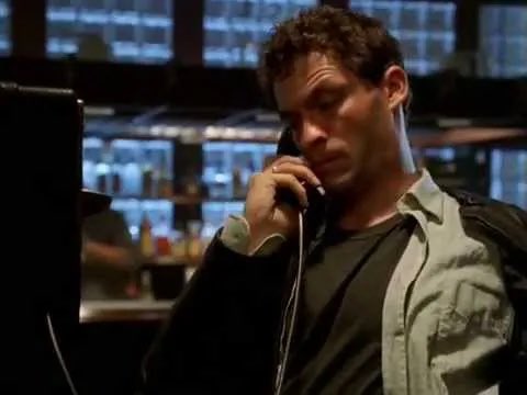 ALLSHDWS's tweet photo. McNulty wereldkampioen wielrennen zeg. Had je toch ook nooit van hem gedacht toen je hem bezig zag in The Wire. #Montréal2026 https://t.co/sZebWfyTvi