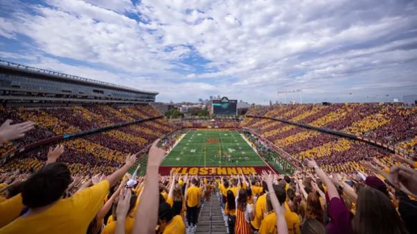 MikeWierzbicki's tweet photo. Saturday 10/3: 66 degrees. Beautiful fall day in #Minneapolis! Plus…

〽️ One of the best rivalry trophies in college football

📺 @BNKonFOX visits @UMNews for the first time ever

🔴🟡 #StripeTheBank - limited tickets remain

🏈 Game info: https://t.co/U8lT0XdLrL

#SkiUMah #RTB https://t.co/Q8OdUMUJYM