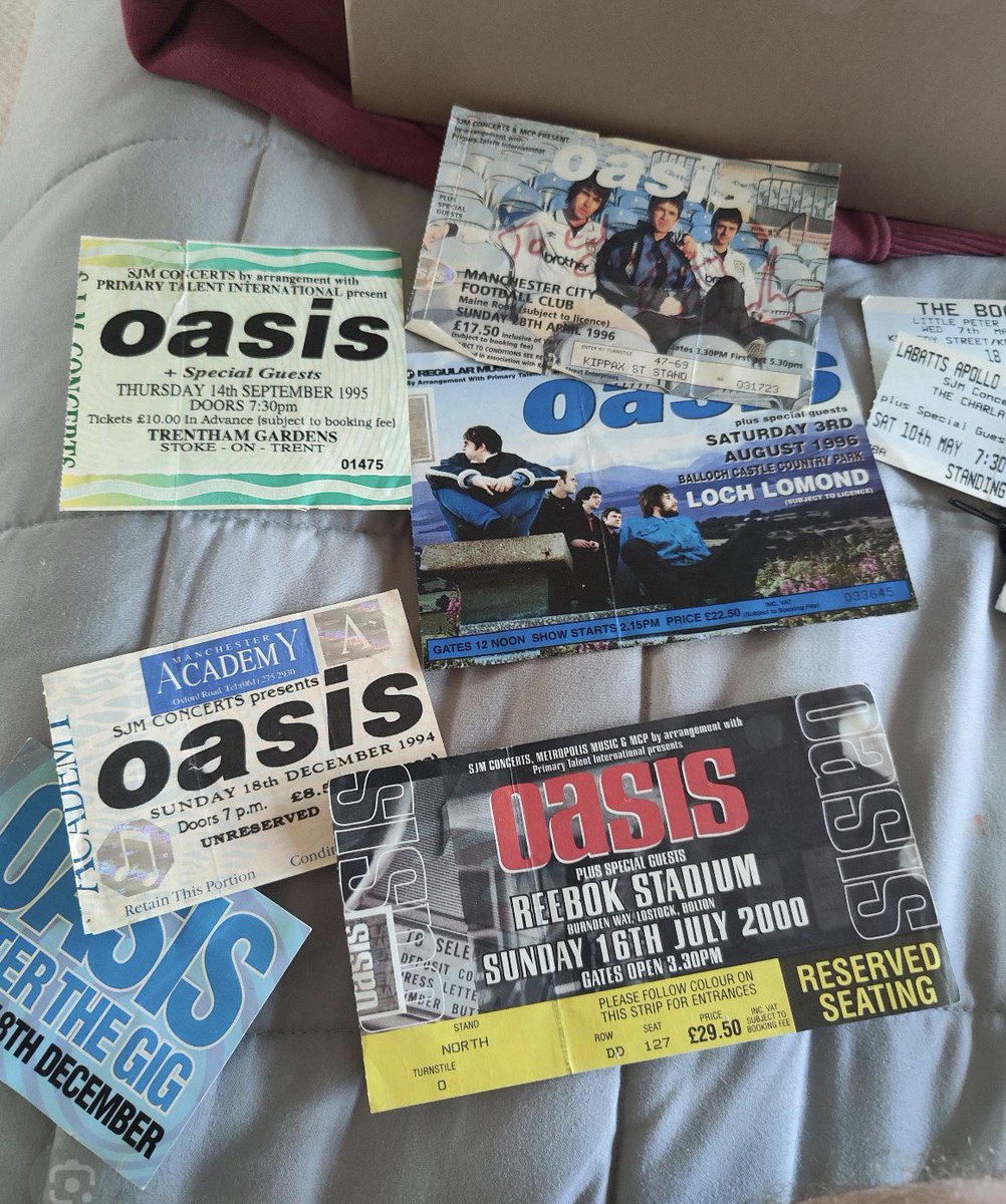LeaksLeah's tweet photo. @liamgallagher Congratulations on rinsing your fans

Fucking disgrace… https://t.co/rPboPC0uAH