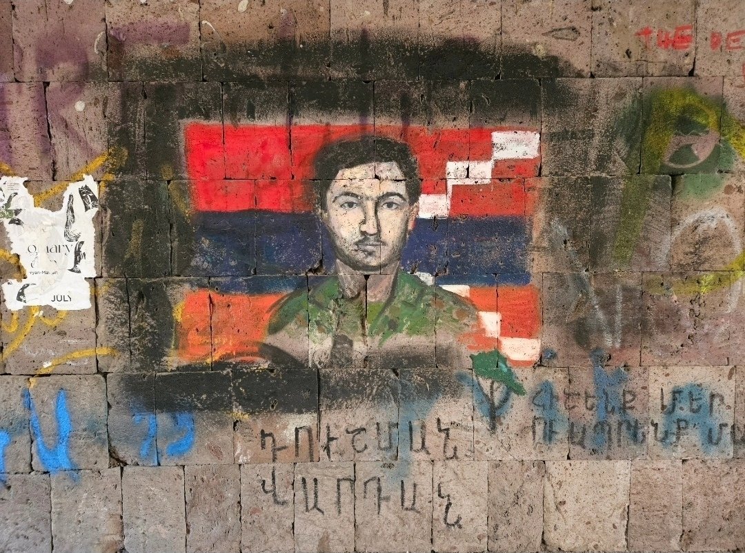 StefanBrakus93's tweet photo. 🇦🇲🇦🇿 6 years to the day since the outbreak of the Second Artsakh War, in which the native Armenians fought for their ancient land against encroaching Azerbaijan...

A couple of photos of street murals that I found during my time in Yerevan in 2024.

#Armenia #Artsakh #Azerbaijan https://t.co/IHwXABuK9a