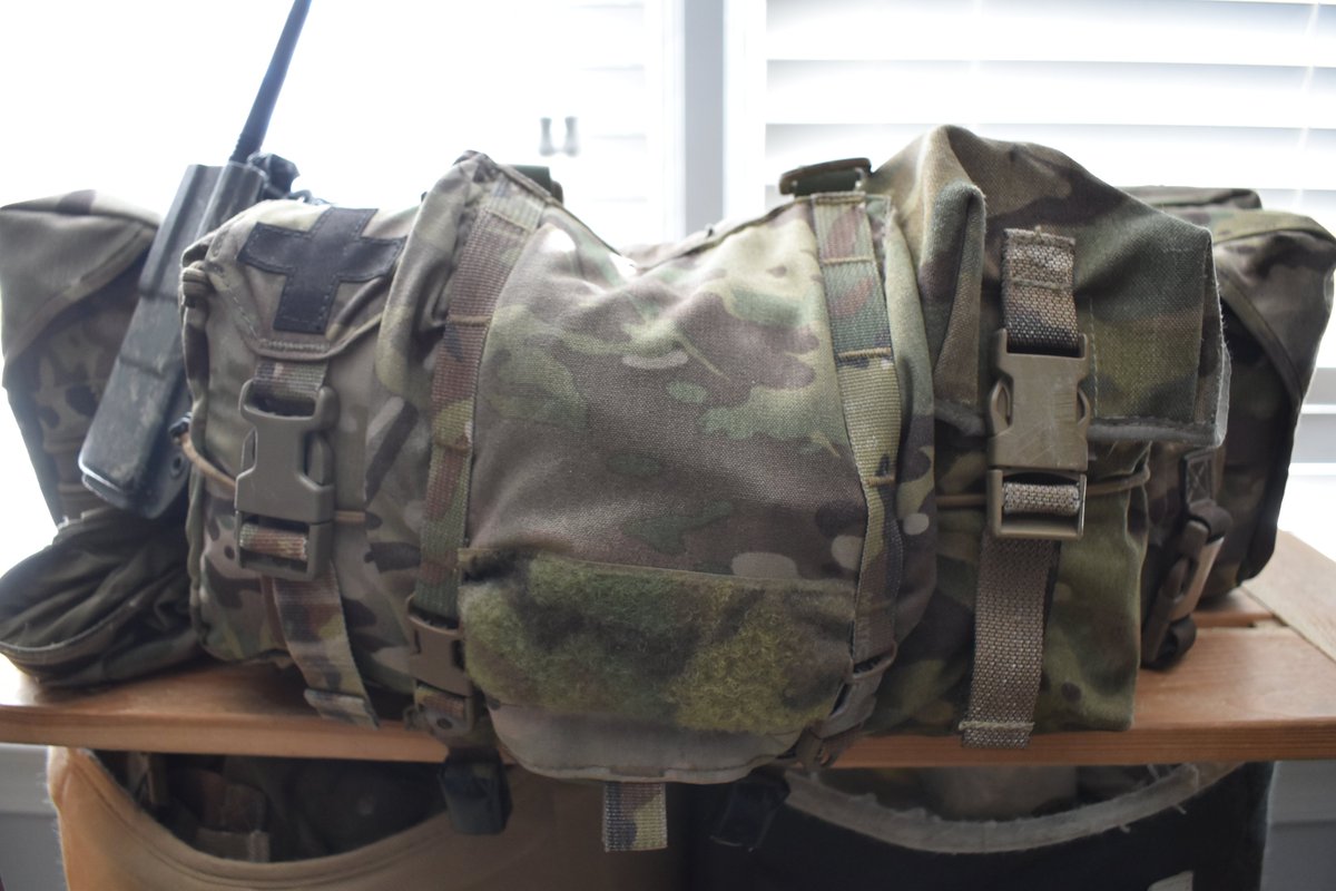 ChandlerCase6's tweet photo. Mods to the Mayflower Jungle Buttpack. I shortened the sides of the main flap and added extra webbing tabs on the bottom. 

#sewing #tacticalsewing #juki #mayflower #velocitysystems https://t.co/skQMq4uete
