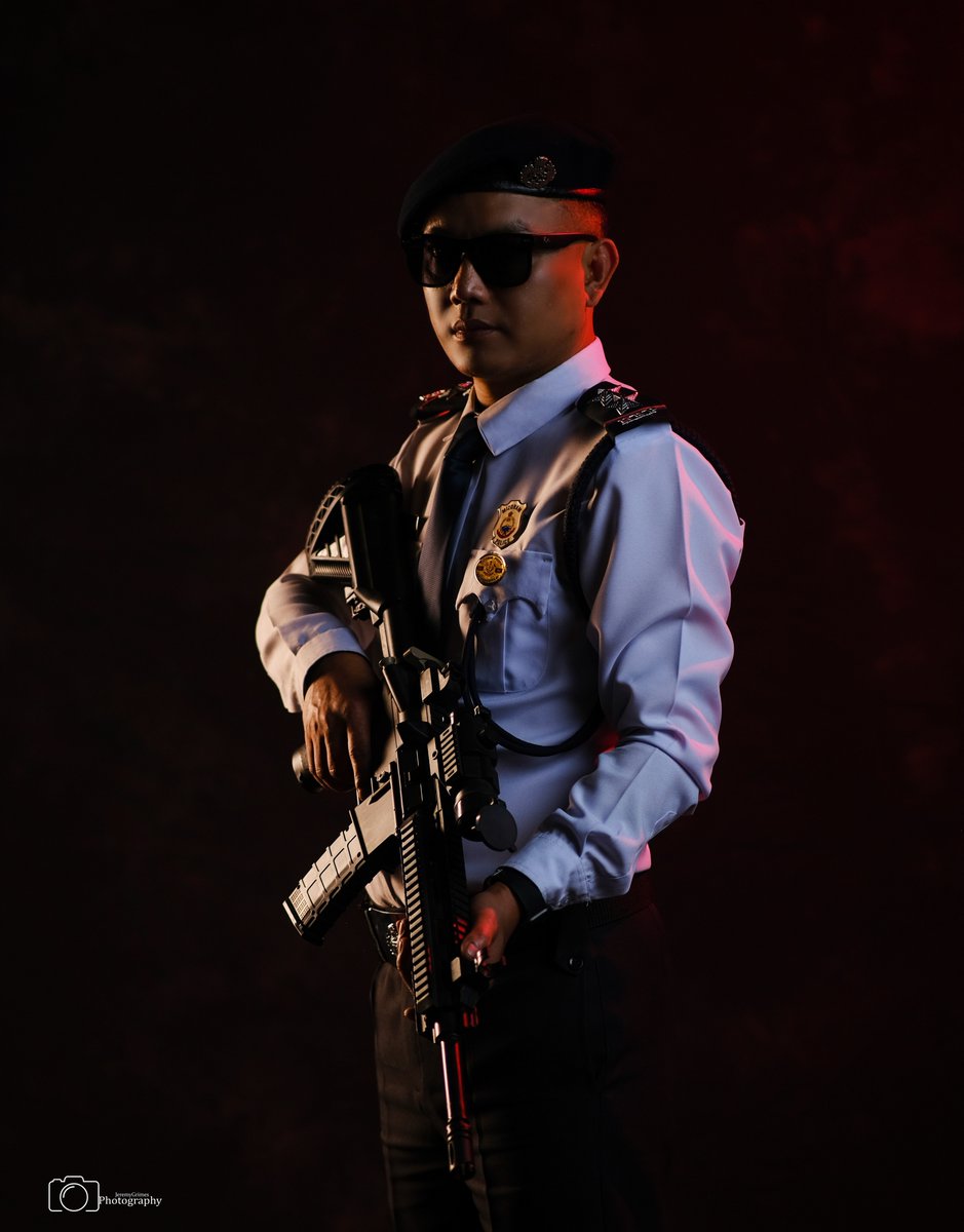 michaelleev21jz's tweet photo. Sir Saptea from The Studio Gang visited our shop and displayed the Werywin. 22 LR rifle (demo). Since it could be considered dangerous, we removed the post. Everyone says this gun is beautiful. In frame: Saptea Darchhun. https://t.co/5TPvWhA97l
