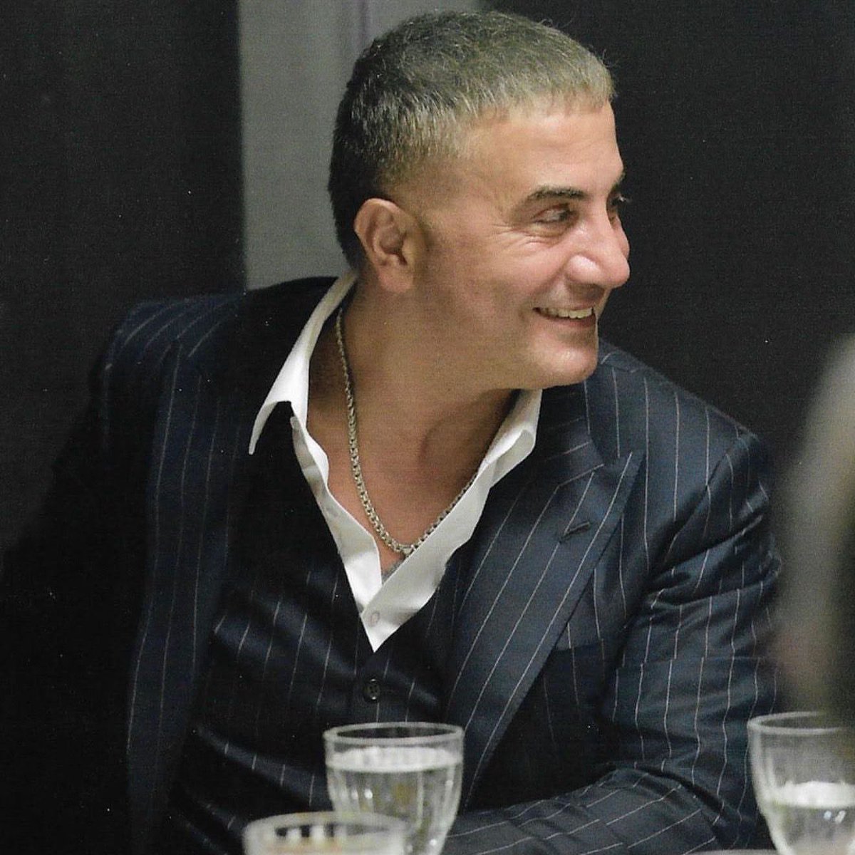 ConflictTR's tweet photo. 🚨 SON DAKİKA | MHP’den Sedat Peker açıklaması

MHP Genel Başkan Yardımcısı İsmail Özdemir, Sedat Peker’in yakında Türkiye’ye döneceğine işaret eden bir açıklama yaptı.

▪Sayın Genel Başkanımızın her defasında “Ülküdaşımızdır” dediği, değerli bir dava ve gönül adamıdır. 

▪Allah izin verirse yakında kendisi ve ailesi de vatanımıza kavuşacaktır.