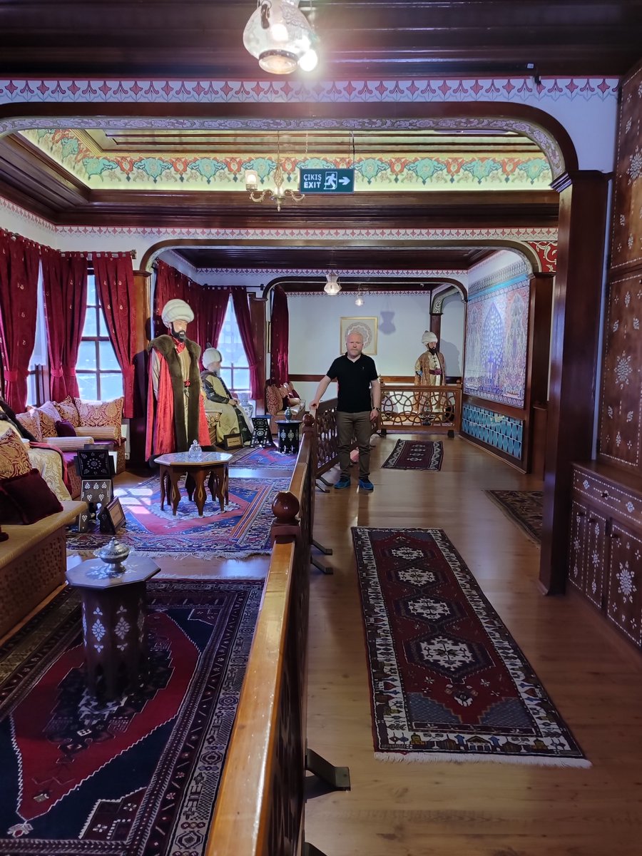 _MehmetBalaban's tweet photo. Yeşilırmak’ın Kıyısında Bir Sancak Şehri: Amasya ... 
​Şehre ruhunu veren Yeşilırmak boyunca uzanan Şehzadeler Yolu, yalnızca bir güzergâh değil; Osmanlı'nın taht varislerinin yetiştiği bir baht, talih yolu. + https://t.co/9xDDeBdB1r