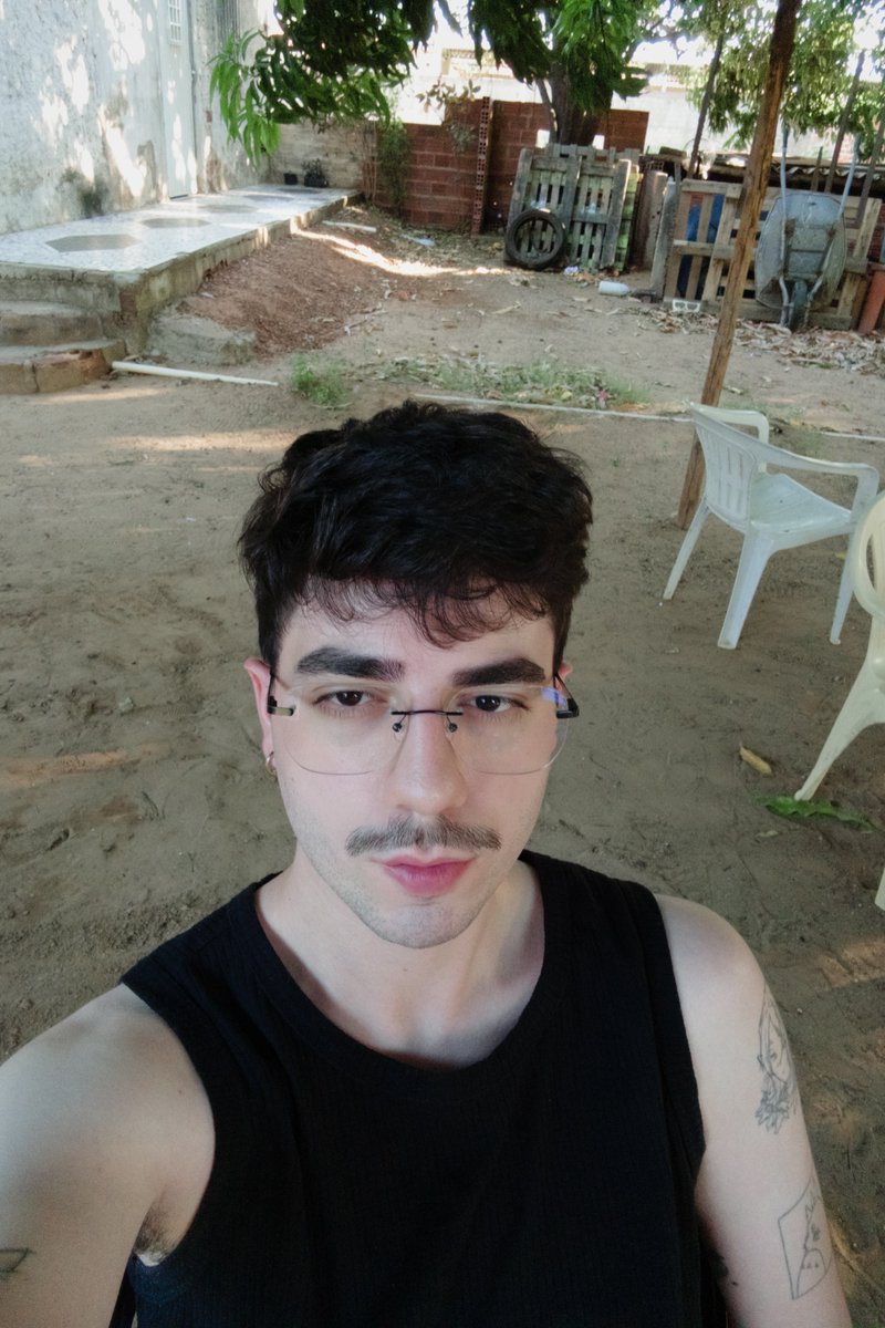 wistada_'s tweet photo. 🧔🏻‍♀️ https://t.co/RsjbNLJPeJ