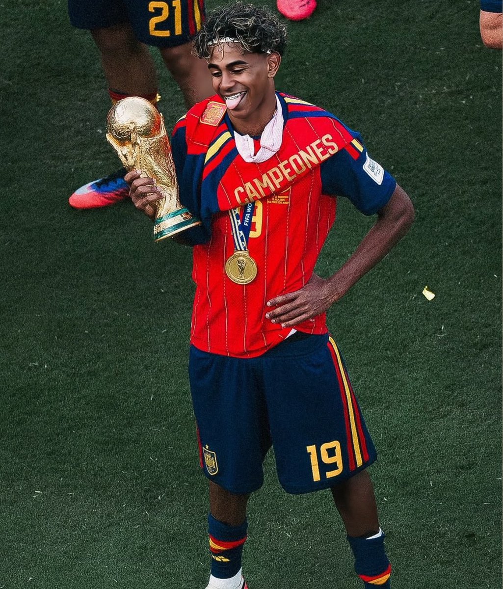KalshiFC's tweet photo. 🚨🚨| Spain’s women’s team WINS the U20 World Cup, and the Spanish domination CONTINUES! 🇪🇸⚽️

🏆 Men’s World Cup
🏆 Women’s World Cup
🏆 Men’s Euros
🥇 Men’s Olympics 
🏆 Women’s Nations League
🏆 Men’s U19 Euros
🏆 Women’s U19 Euros
🏆 U20 Women’s World Cup. https://t.co/lx4ltt2bBx