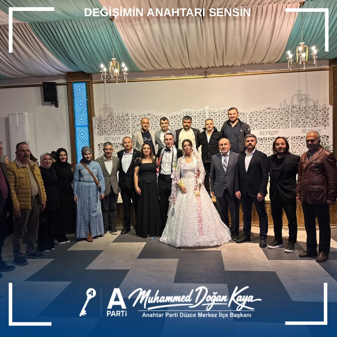 apartiduzceilce's tweet photo. Anahtar Parti Düzce Merkez İlçe Başkanlığı olarak, Beyköy Belde Başkanımız Selim Başer’in kardeşinin düğün merasimine katılım sağladık.

Ayşenur ve Eren çiftimize bir ömür boyu mutluluklar diliyor, Başer ve Günay ailelerini tebrik ediyoruz. 💙

#AnahtarParti #Düzce #Beyköy https://t.co/P4LvLsjWe1
