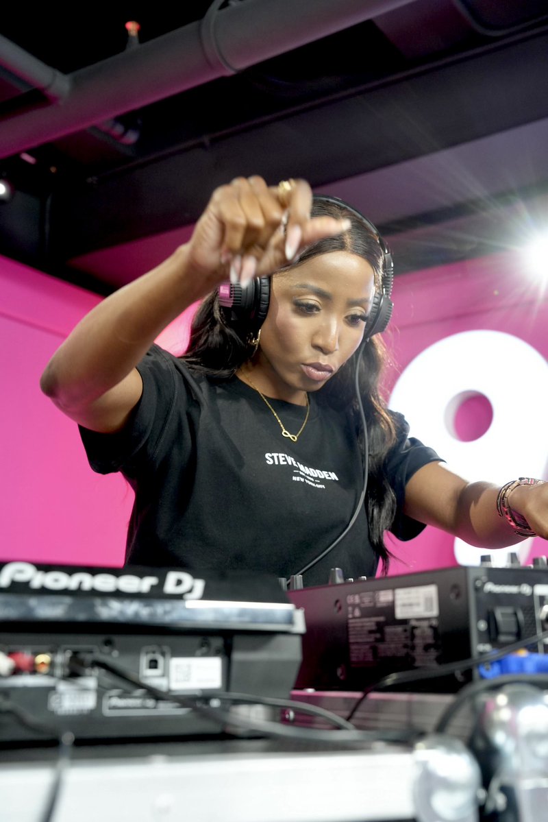 Mat_Elle's tweet photo. Had fun 🥰🔥 on #947DriveWithThando https://t.co/FL7oC8fsu0