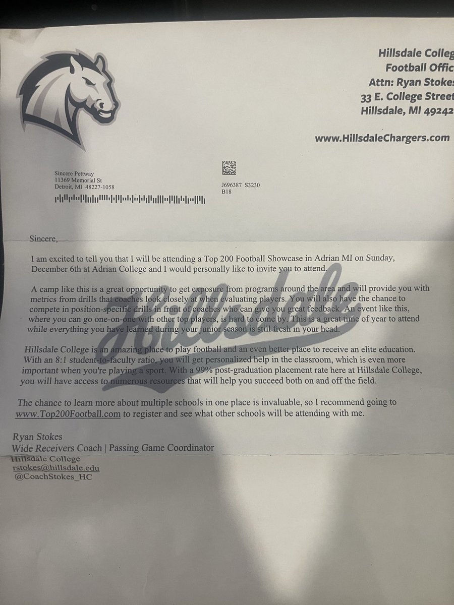 Sincerepettway's tweet photo. Blessed and excited to receive an invitation to the Top 200 Showcase on December 6th! 🎽🔥 Big thanks to @CoachStokes_HC and the Hillsdale College coaching staff for the opportunity!
Sincere "Sin City" Pettway • Class of 2028
🏈 Slot WR / DB / RB / ATH
📐 5'10" 160 lbs • 4.5 40yd
Junior Season Update (5 Games):
•Team Record: 4-1
•100+ Rec Yards 🚀
•Shutdown CB unit (0 completions vs Osborn) 🔒
Locked in for the winter. 🔋 @Top200Football @HillsdaleFB #SinCity2028 Link to Hudl: https://t.co/JQgyRtVCpp