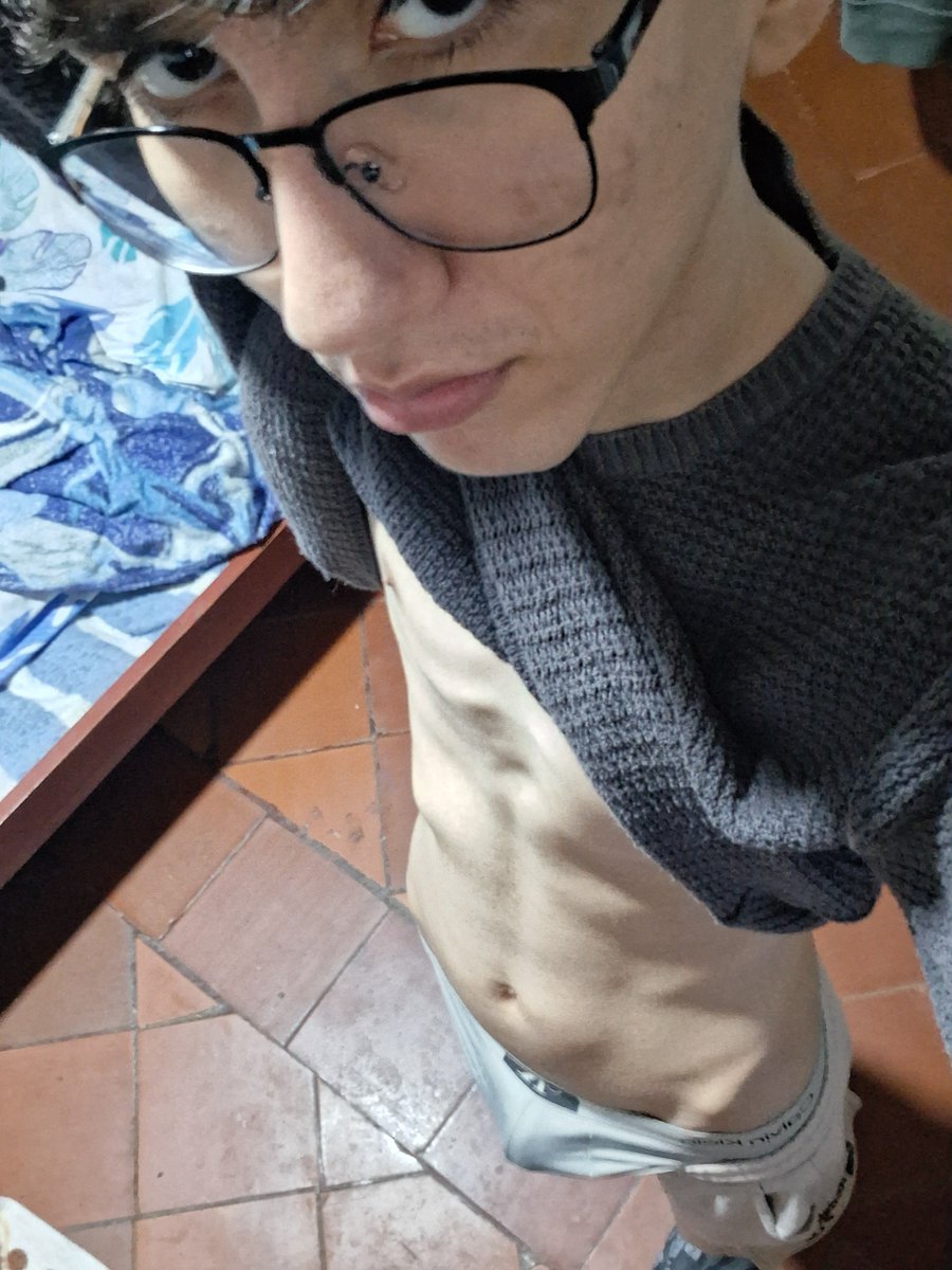 Santifiny's tweet photo. Hi https://t.co/pzPxMU153C