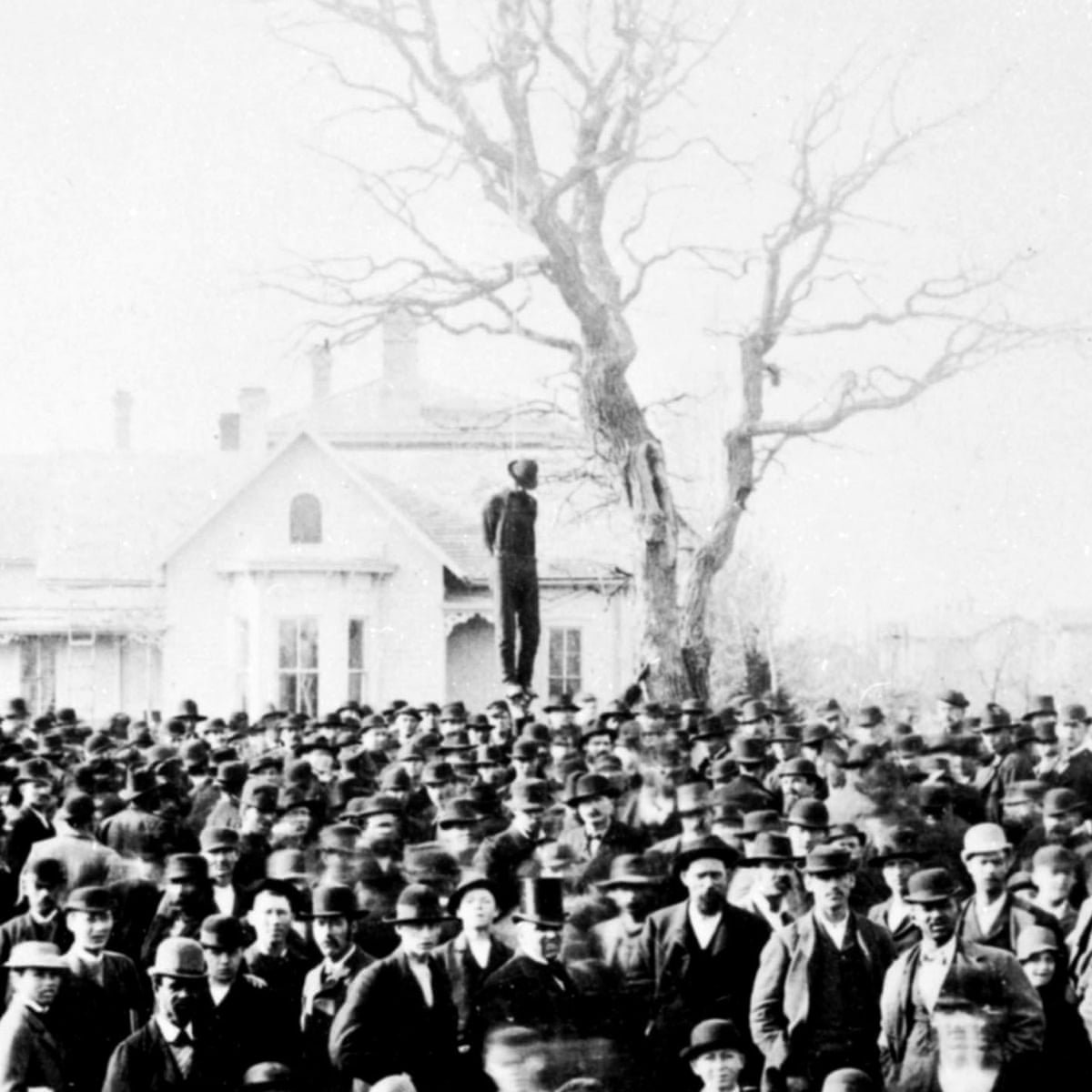 _MELL0WHYPE_'s tweet photo. "Blackkk Amerikkkans" its cool, its not like we've been lynched by Klansmen and racist whites. https://t.co/lFyxmVZlxr