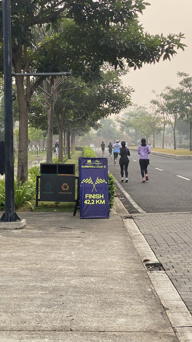 11Manissss's tweet photo. Sumaba rame banget ya sekarang gass lariiii https://t.co/sopXthXY8O