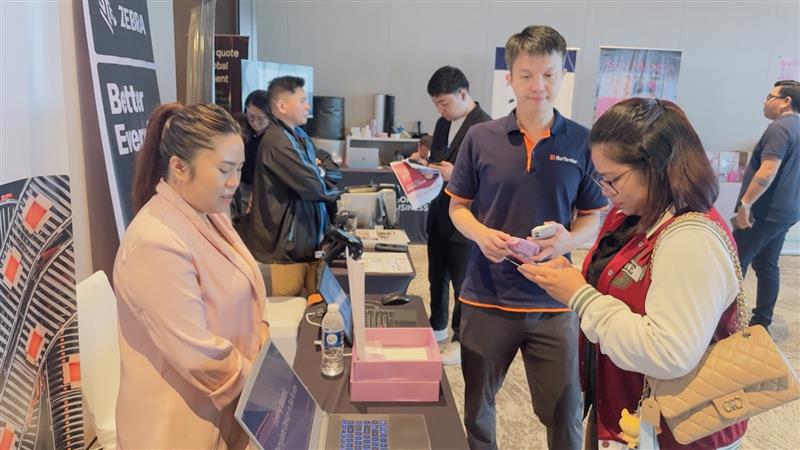 BarTenderTech's tweet photo. Thank you to everyone who met us at the @gs1 Philippines event!

We enjoyed the conversations around #GS1DigitalLink and demonstrating the built-in support for #GS1 standards in BarTender. 

We look forward to continuing the conversation!

#BarTenderLabeling https://t.co/Wq6aGCNCy5
