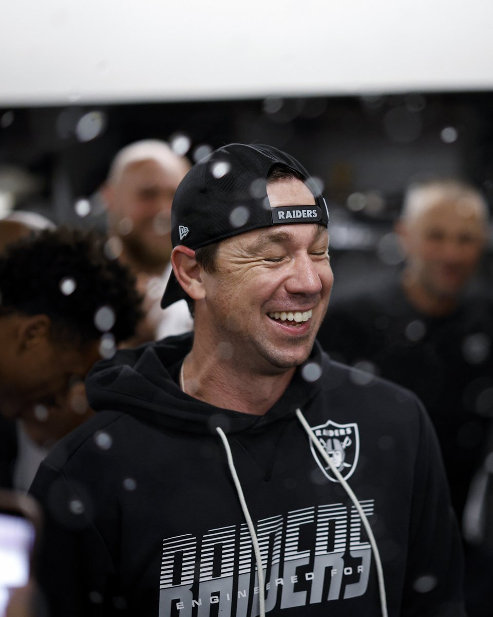 Raiders's tweet photo. KUBZ IS A MOOD 

#RaiderNation https://t.co/DB4KdIhuBL