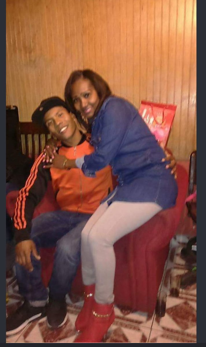 J_ose83's tweet photo. @paz_charpentier @capitanarod @DipRepublicanos Acá les dejo a Romario a quien mato Carlos Robledo y su Mama esto no es chacota para que salgan riendo para las RRSS, yo q soy Papá no me puedo imaginar el dolor inconmensurable q se debe sentir q te maten un hijo y  más encima ahora unas diputadas impulsen liberal al asesino https://t.co/WoMAHIEur8
