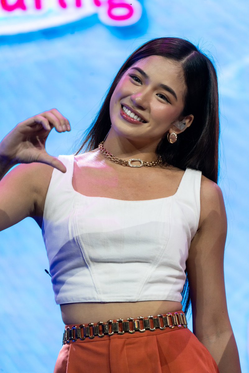 luvvvaiah's tweet photo. this is 2024 aiah kaya gets na gets ko yung sheeloi talaga 🫠 https://t.co/80ur4nJwKq