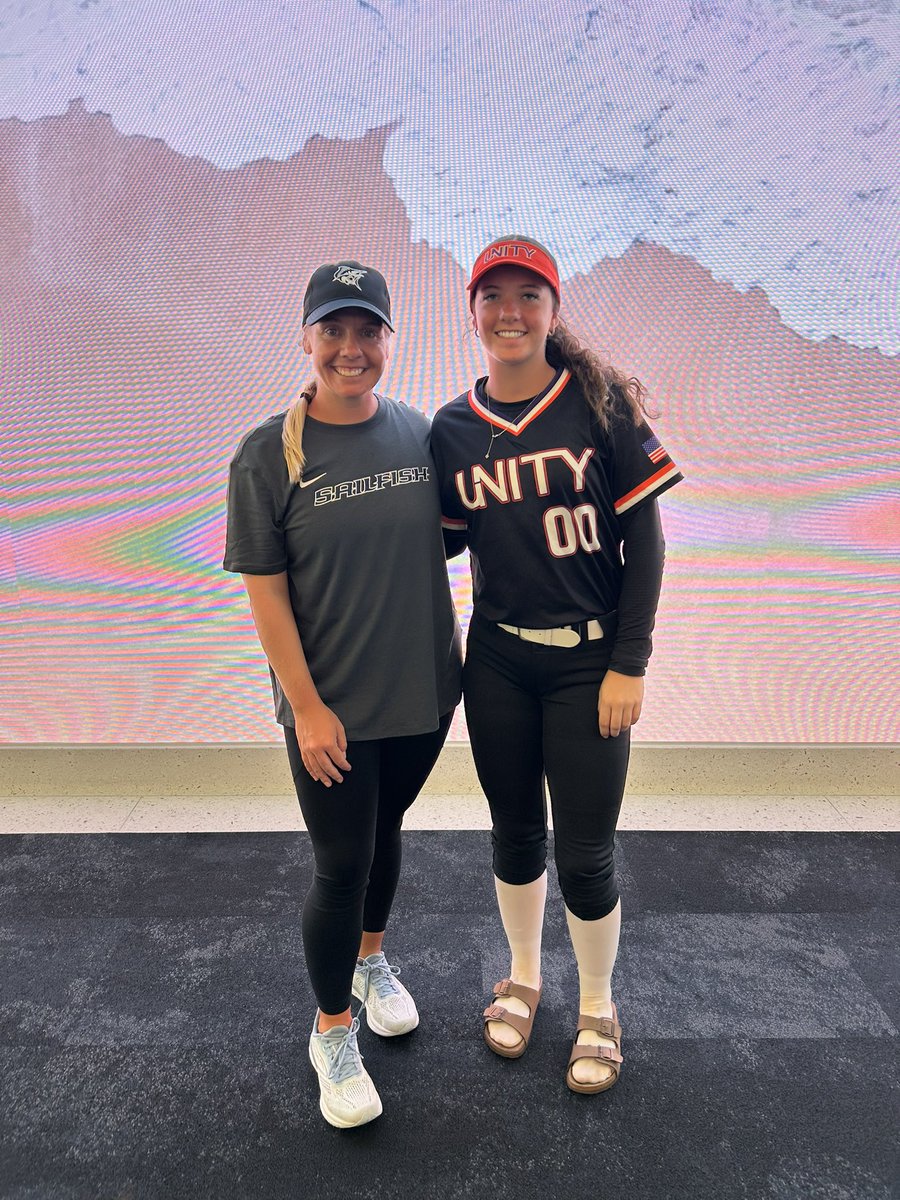 MakenahMaddox's tweet photo. Had a great camp @SailfishSB with my team @UnityLanier Thank you to the players and @sacco_gabby and @coachKasey for the training and conversation. Looking forward to seeing you at our fall tournaments.

@ExtraInningSB @LineDsoftball @cca_softball @H4TCUDATBOYZ @stormkotzelnick https://t.co/yVjkmKwm3m