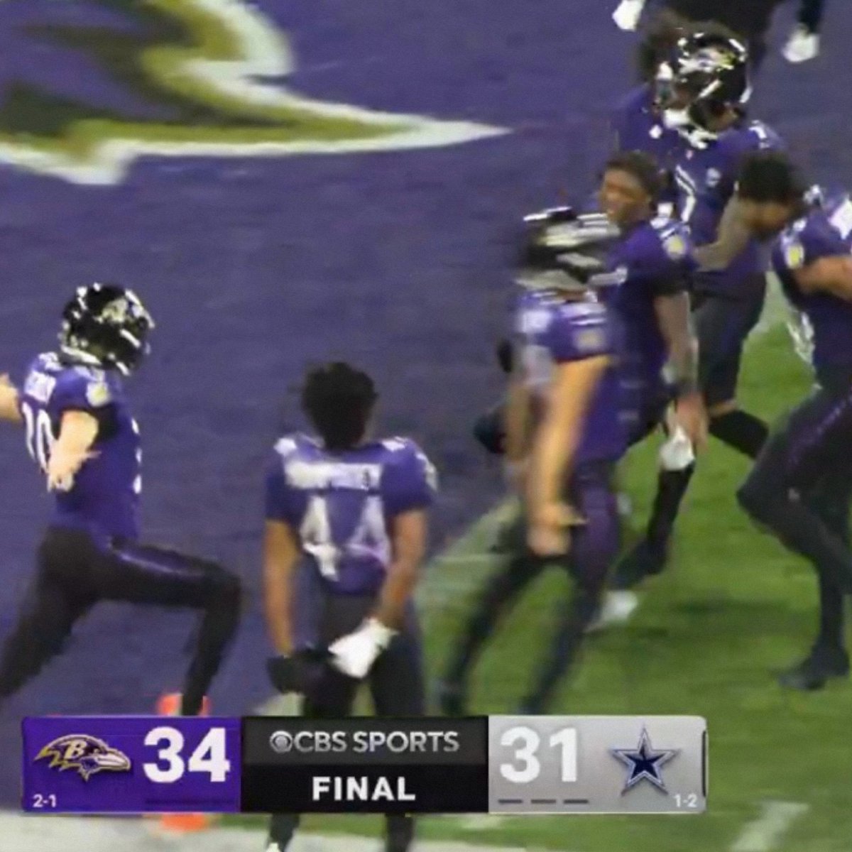 MadridXtra's tweet photo. The NFL’s Baltimore Ravens squad hit Cristiano Ronaldo’s iconic “SIUU” celebration after their kicker scored a last-minute winner.

Things you love to see. This is INFLUENCE! 👀🐐 https://t.co/z29sXBbuyW