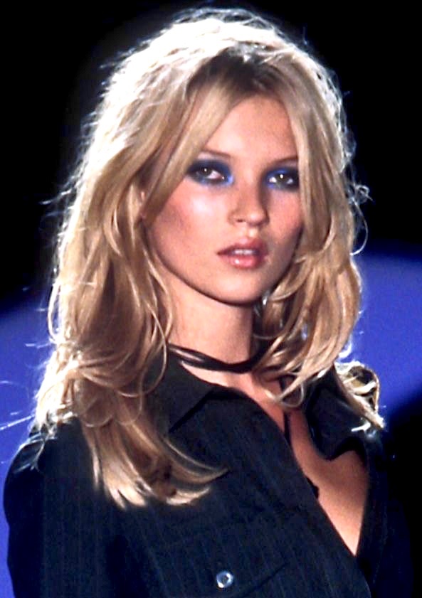 Sign_Me_xD's tweet photo. Kate Moss for Gucci in 1996 https://t.co/8jDdowd3PR