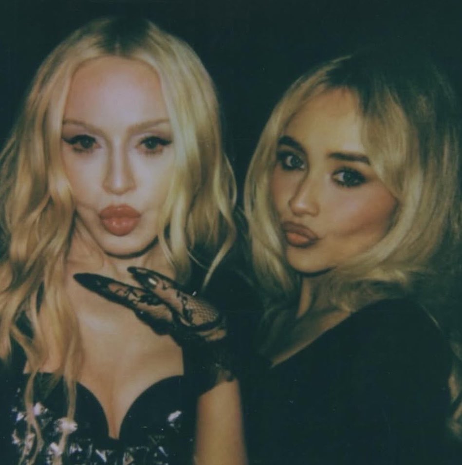 poponze's tweet photo. HIT! “Bring Your Love” de Madonna e Sabrina Carpenter vence “Melhor Colaboração” no #VMAs . https://t.co/MpqAL0k3dn