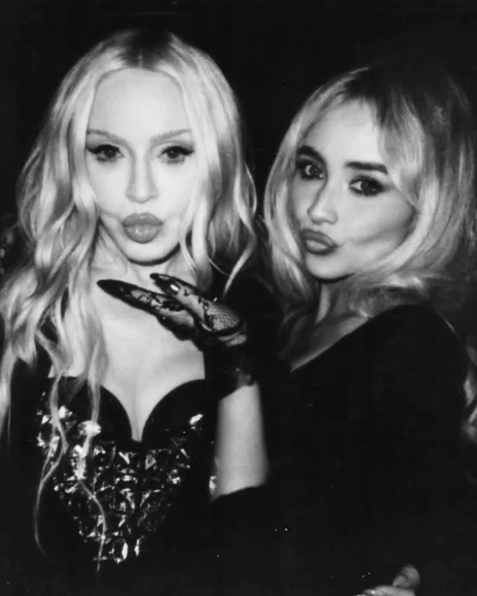scarpenterbr's tweet photo. 🚨 É DELAS! ‘Bring Your Love’, de Sabrina Carpenter e Madonna, recebeu o prêmio de “Best Collaboration” no #VMAs. https://t.co/k8M7FIkpUh